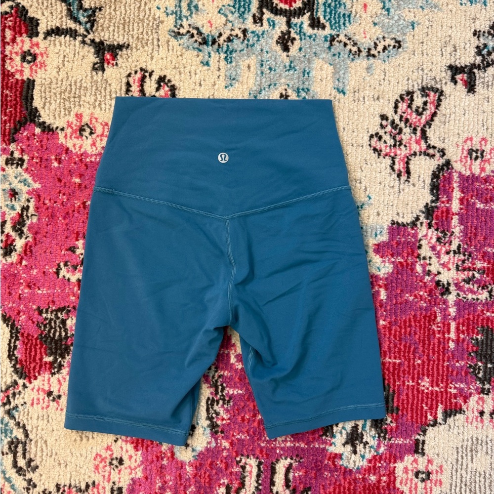 Lululemon Align Bike Shorts - Picture 3 of 5